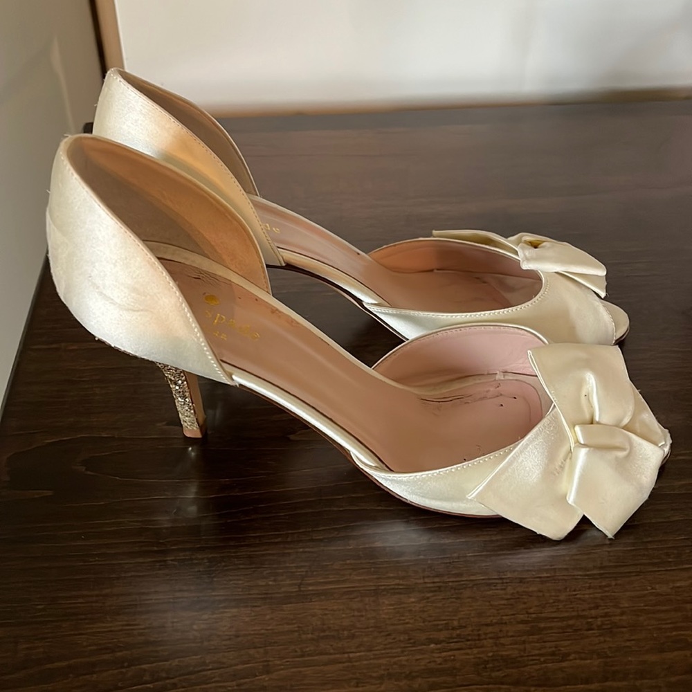 Kate Spade ivory glitter heel